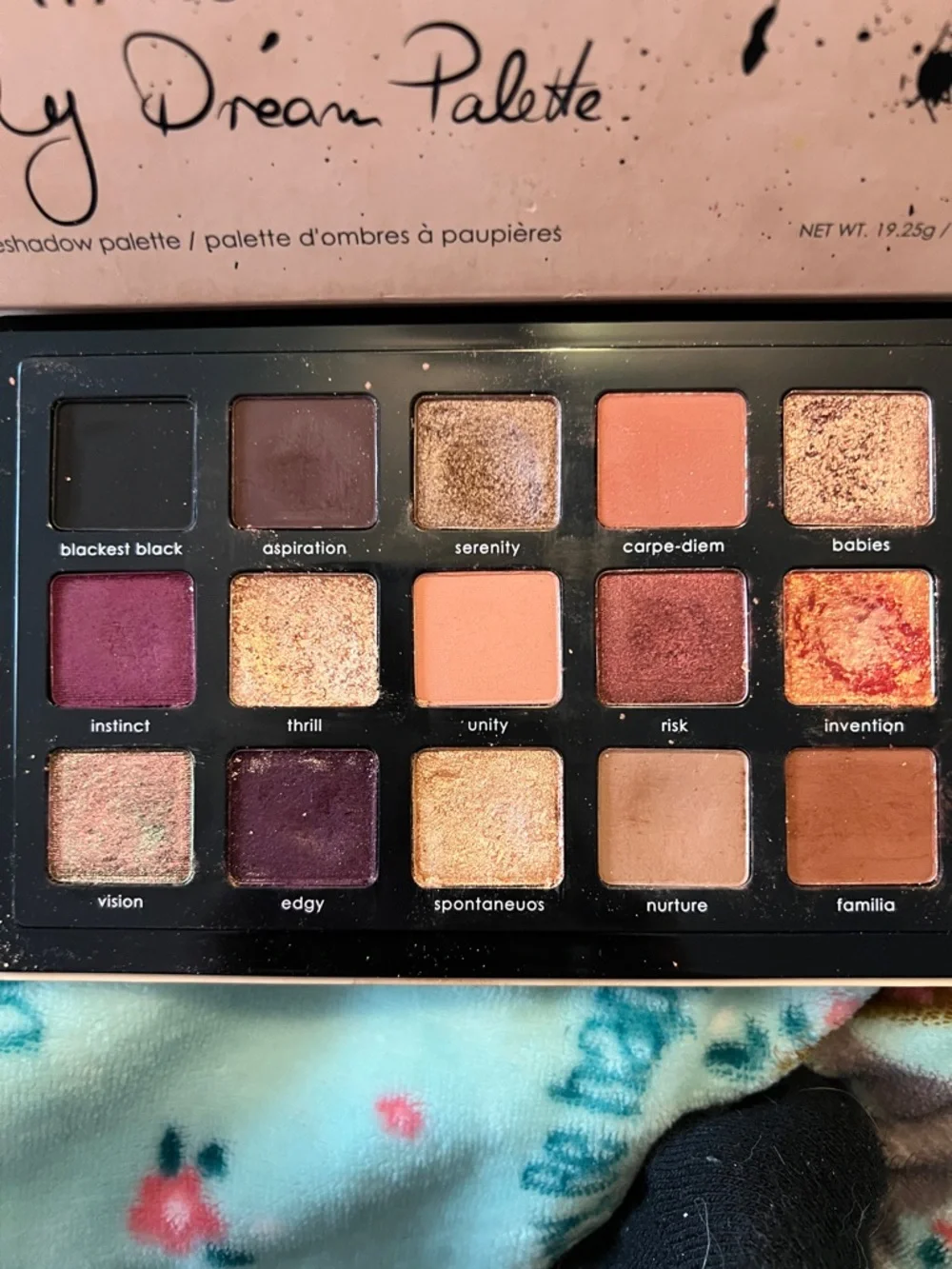 Previously Loved Natasha Denona My Dream Eyeshadow Palette - Picture 2 of 8